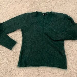 Green fine merino Italian  sweater. S